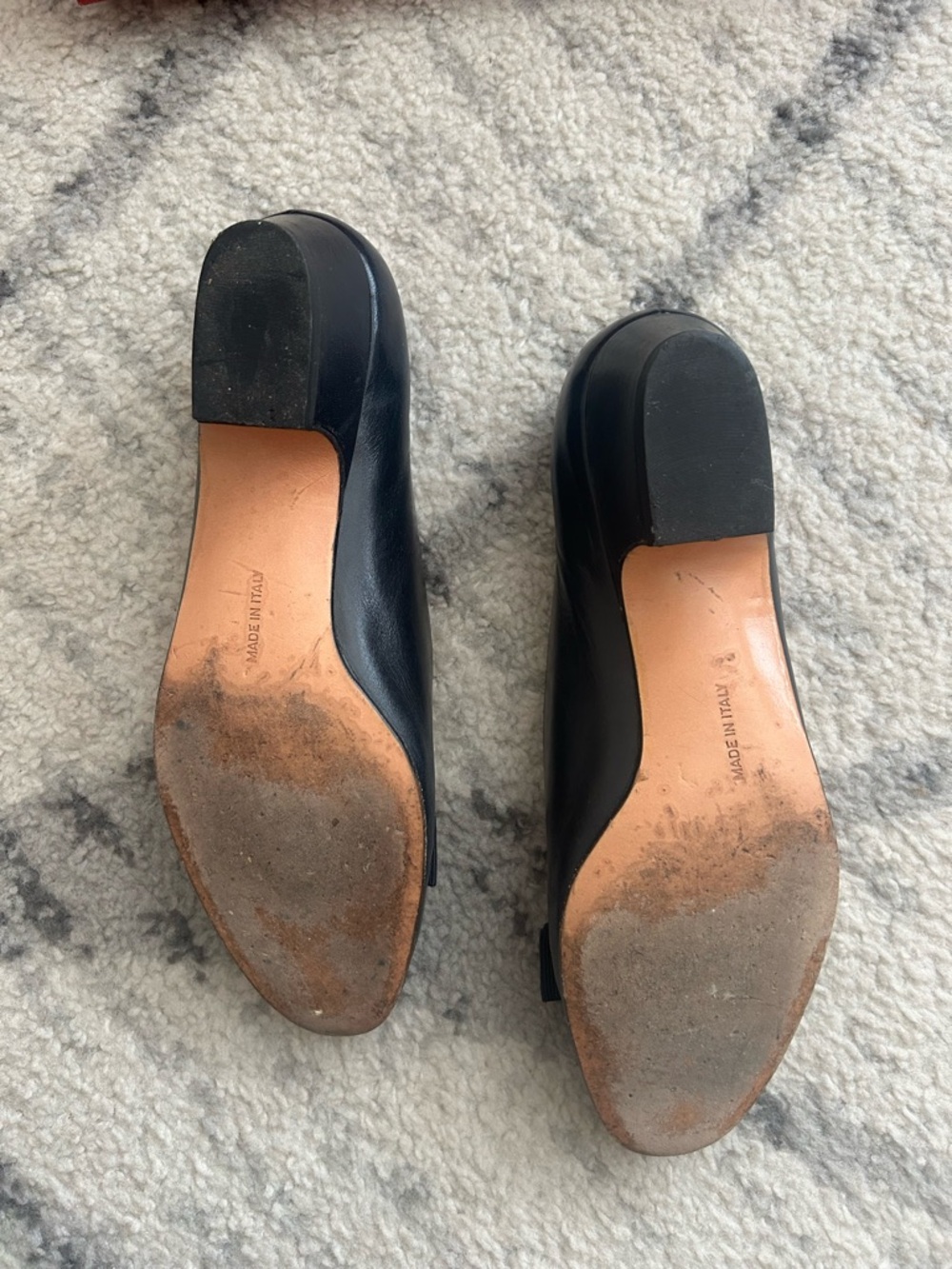 Salvatore Ferragamo Black Leather Vara Bow Pumps with Gold Buckle - Picture 6 of 10